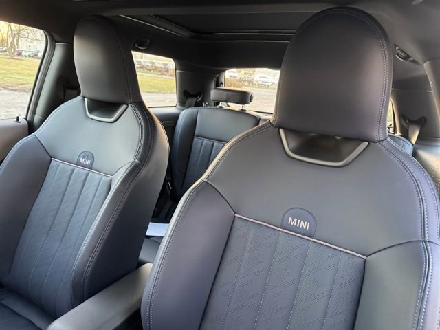 Used 2025 MINI Cooper S image 17