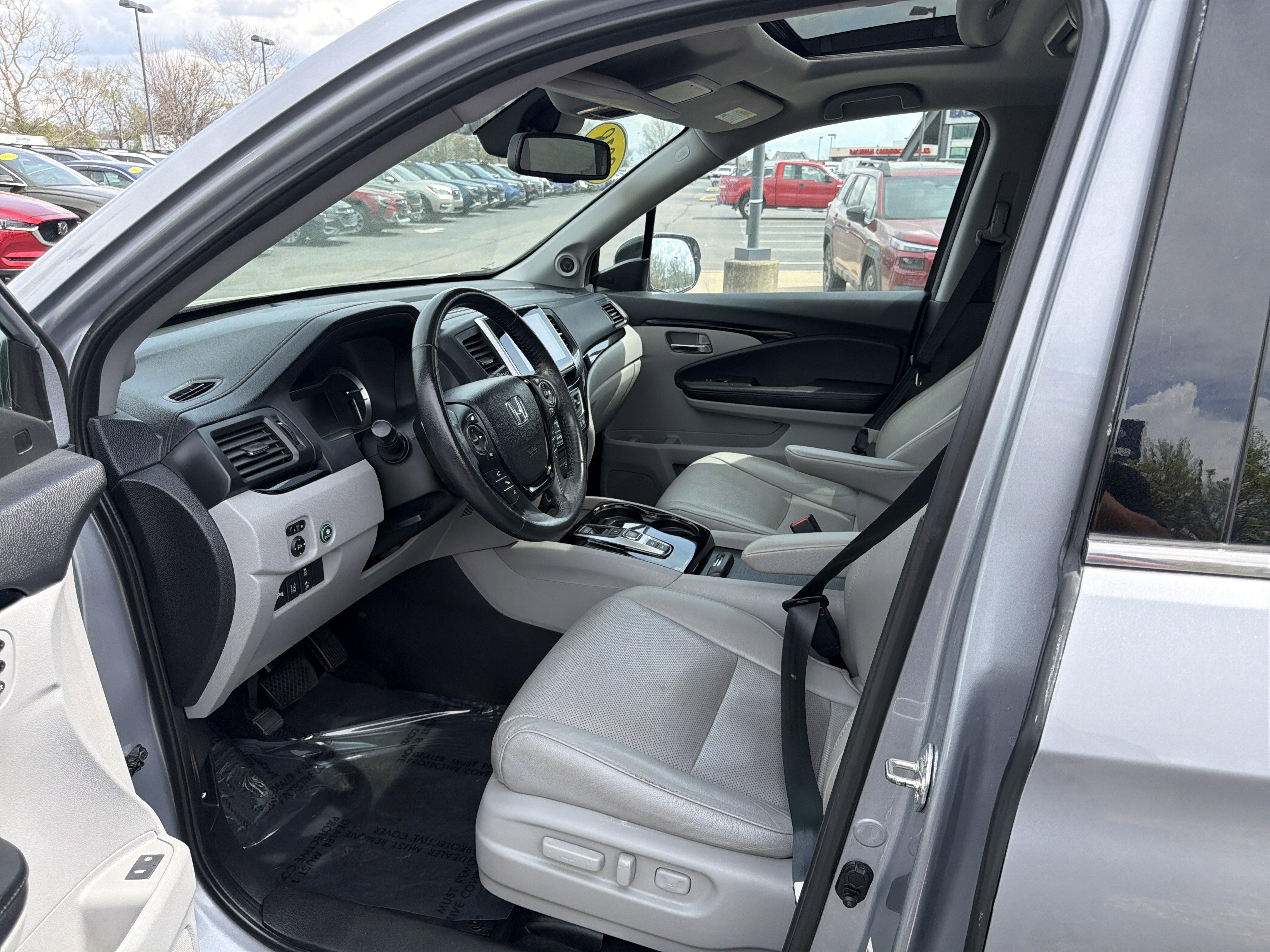 Used 2018 Honda Pilot Elite image 13