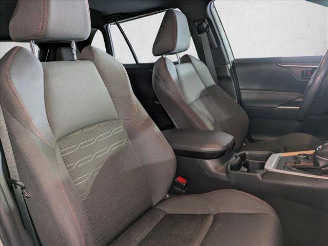 Used 2021 Toyota RAV4 SE w/ Weather & Moonroof Package AWD/4WD image 21