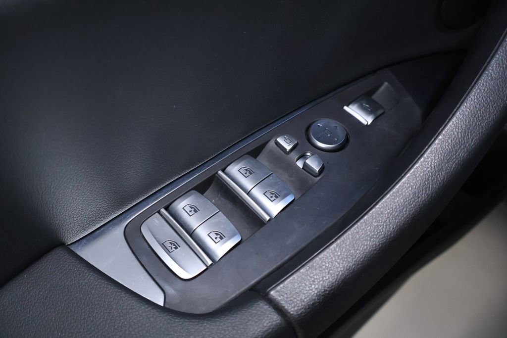 Used 2020 BMW X3 xDrive30e w/ Convenience Package image 14