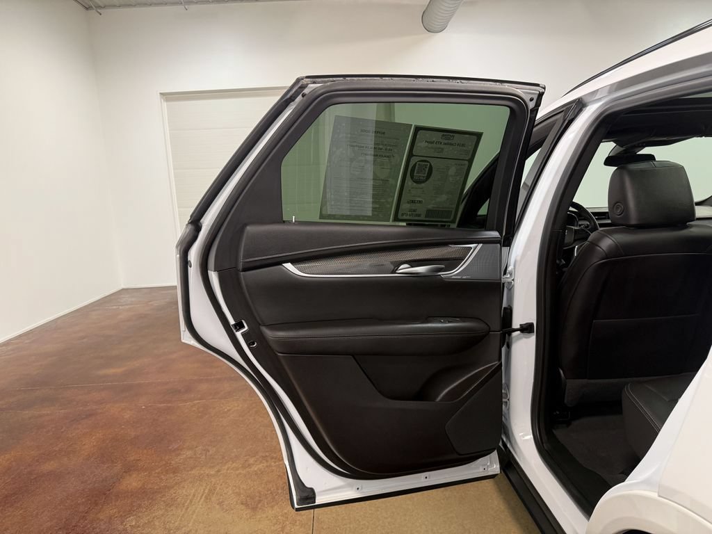Used 2024 Cadillac XT5 Sportv AWD/4WD image 45