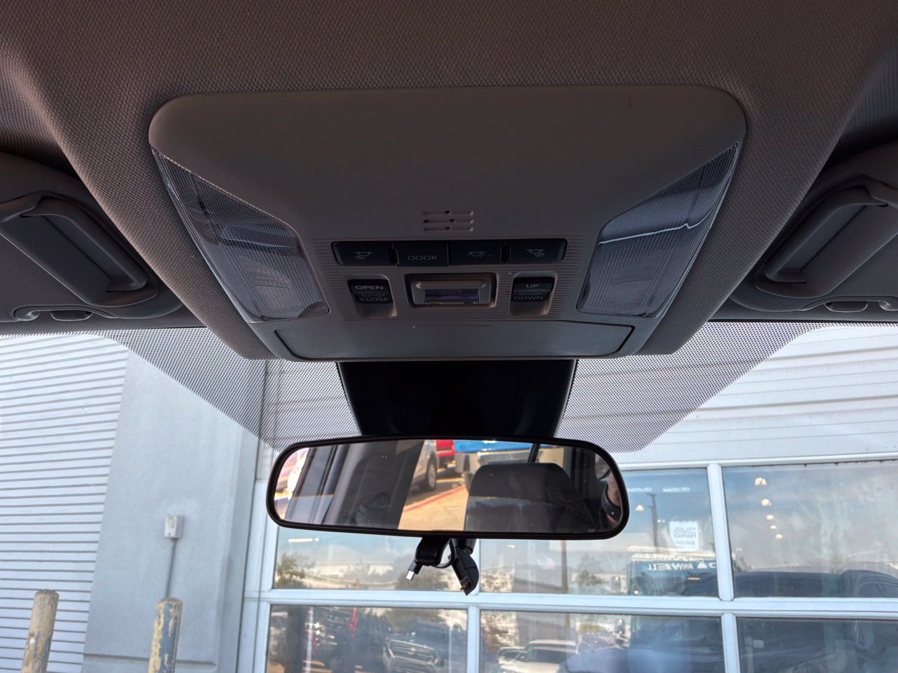 Used 2023 Toyota RAV4 XLE w/ Convenience Package FWD image 15