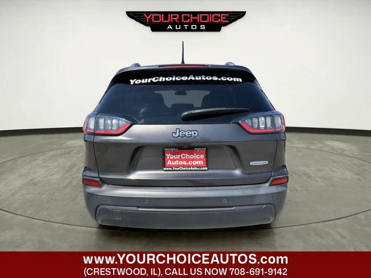 Used 2019 Jeep Cherokee Latitude Plus FWD image 4
