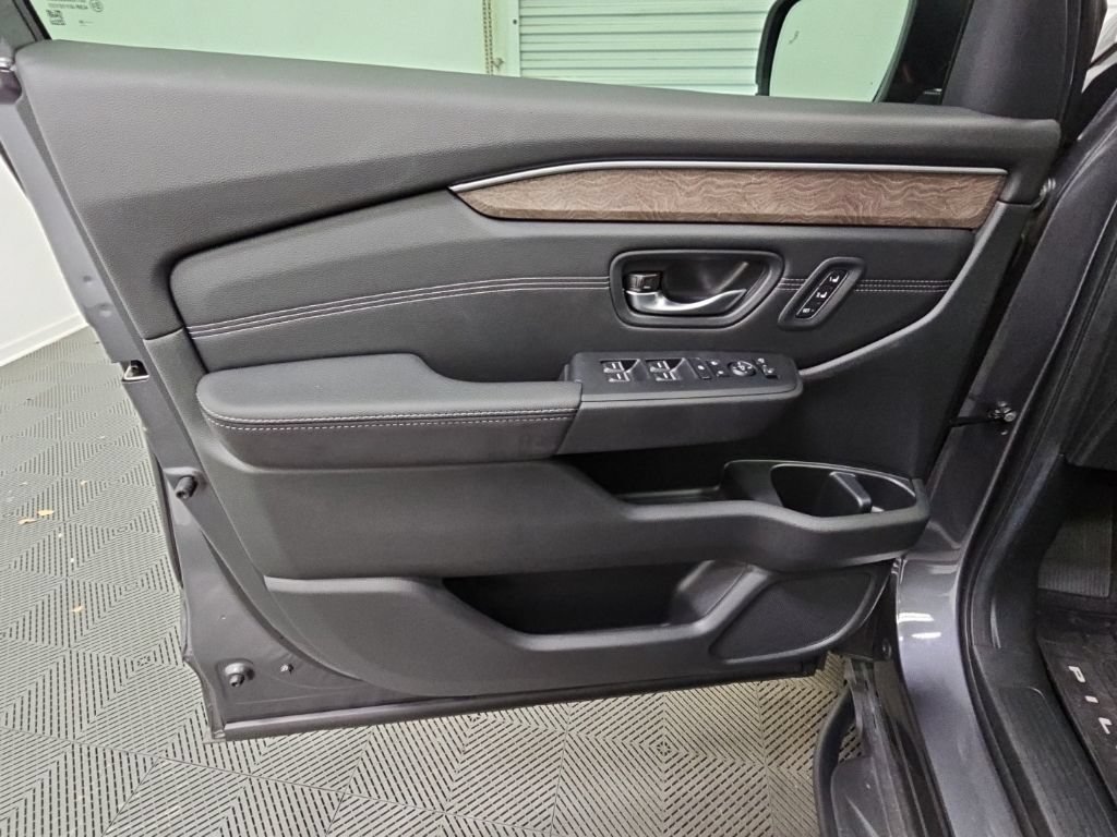 Used 2026 Honda Pilot Elite image 33