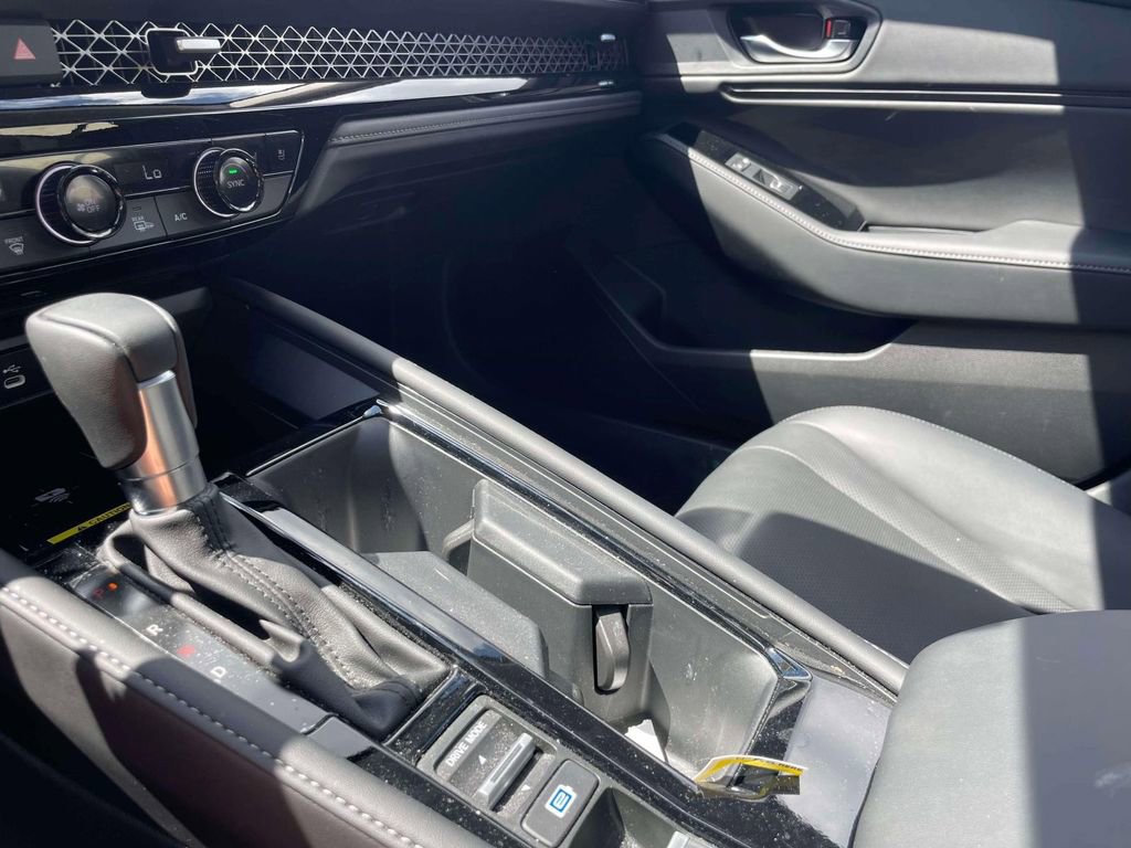 Certified 2025 Honda Accord Touring image 32