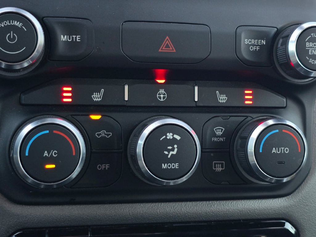 Used 2022 RAM 1500 Big Horn RWD image 21