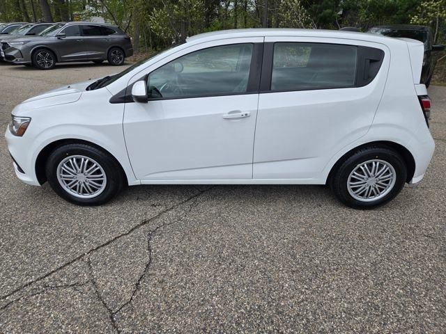 Used 2020 Chevrolet Sonic LT FWD image 2