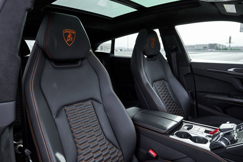 Used 2022 Lamborghini Urus image 42