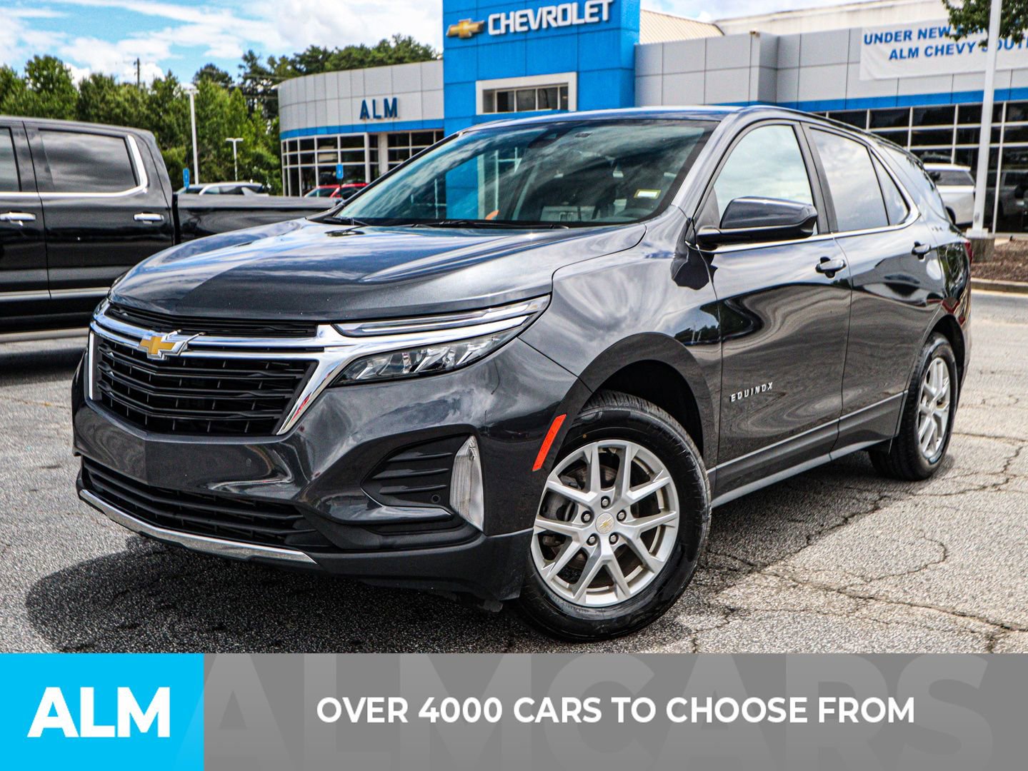 Used 2023 Chevrolet Equinox LT w/ LPO, Floor Liner Package image 3