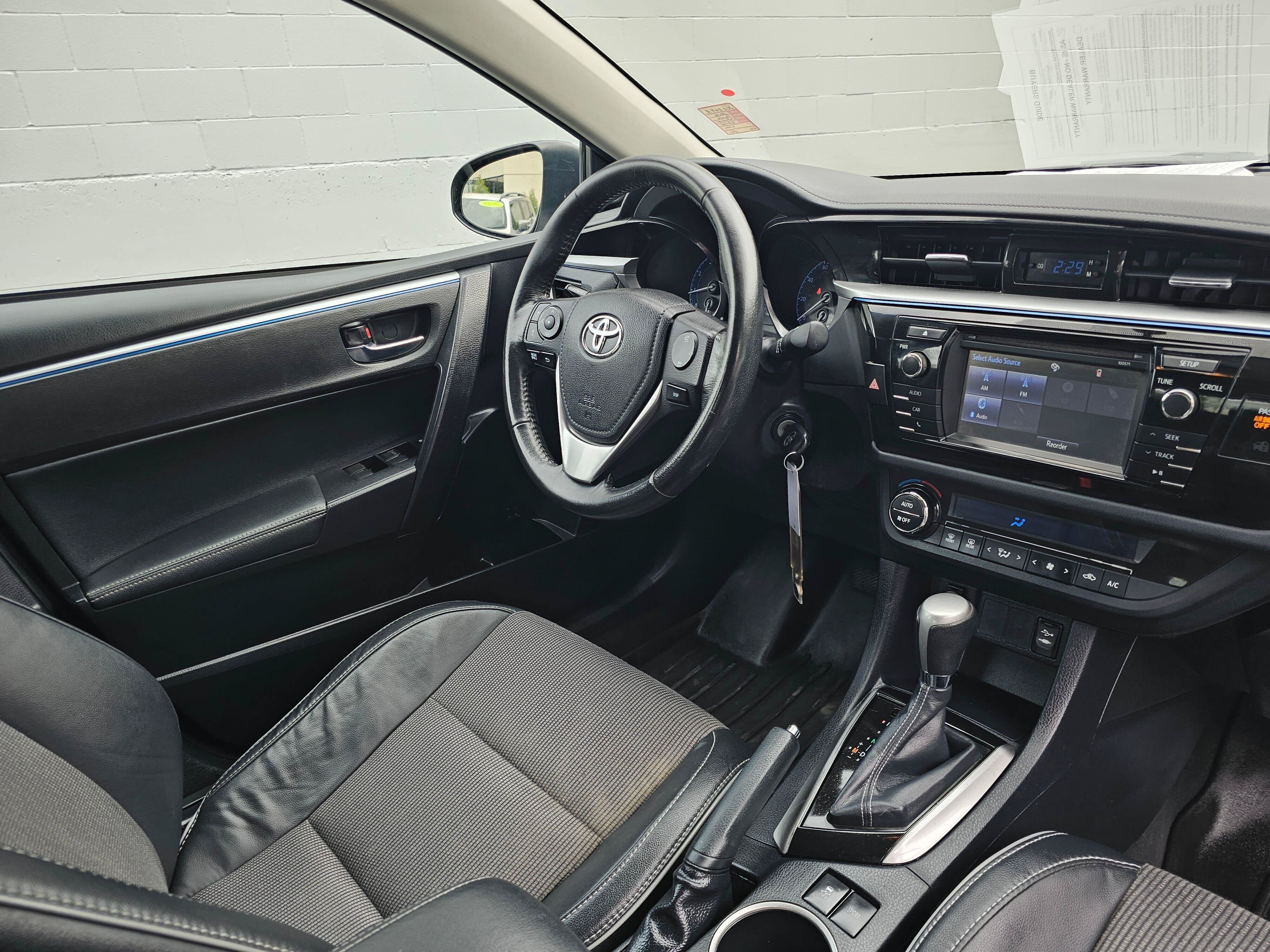 Used 2016 Toyota Corolla S FWD image 10