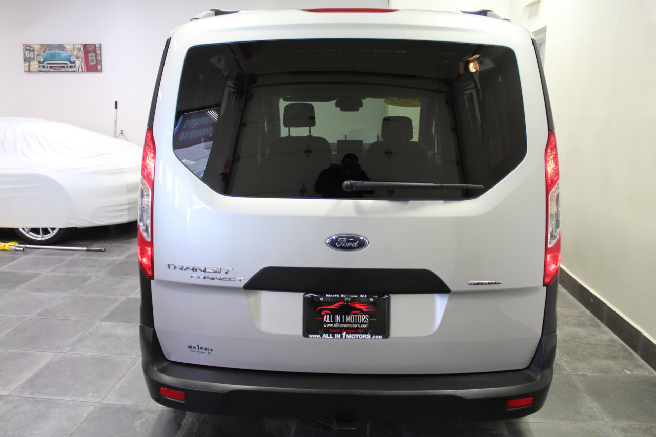 Used 2022 Ford Transit Connect XL w/ Trailer Tow Package image 5