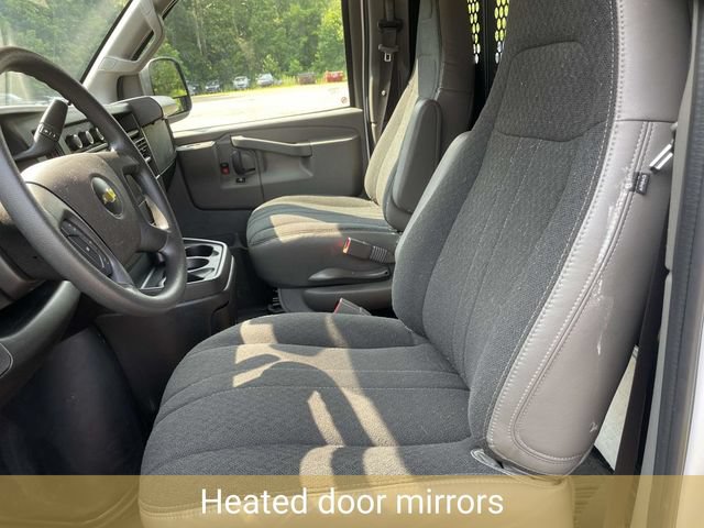 Used 2025 Chevrolet Express 2500 w/ Driver Convenience Package RWD image 14