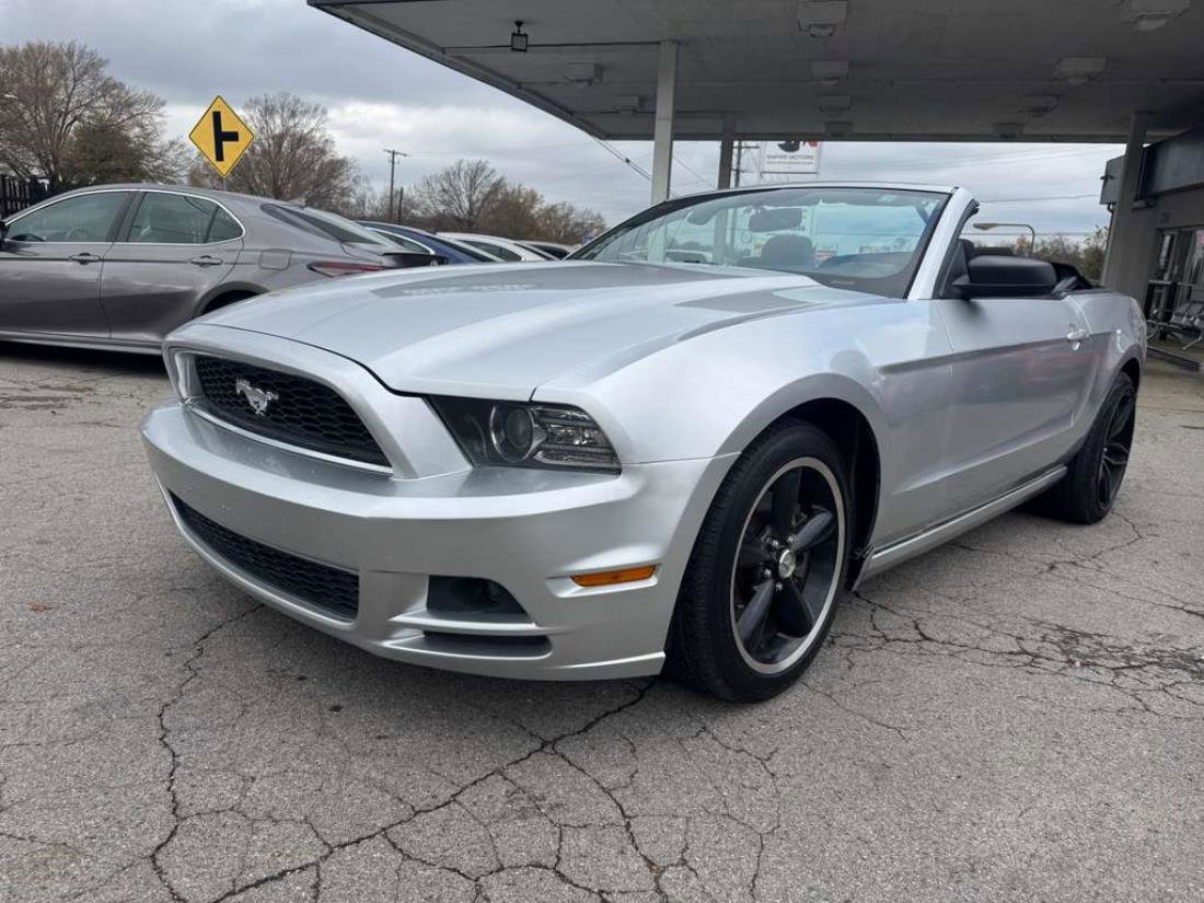 Used 2014 Ford Mustang Convertible w/ Equipment Group 102A image 6