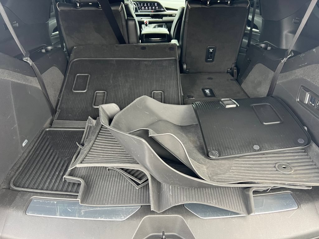 Certified 2024 Cadillac Escalade Sport w/ LPO, ONYX Package AWD/4WD image 24