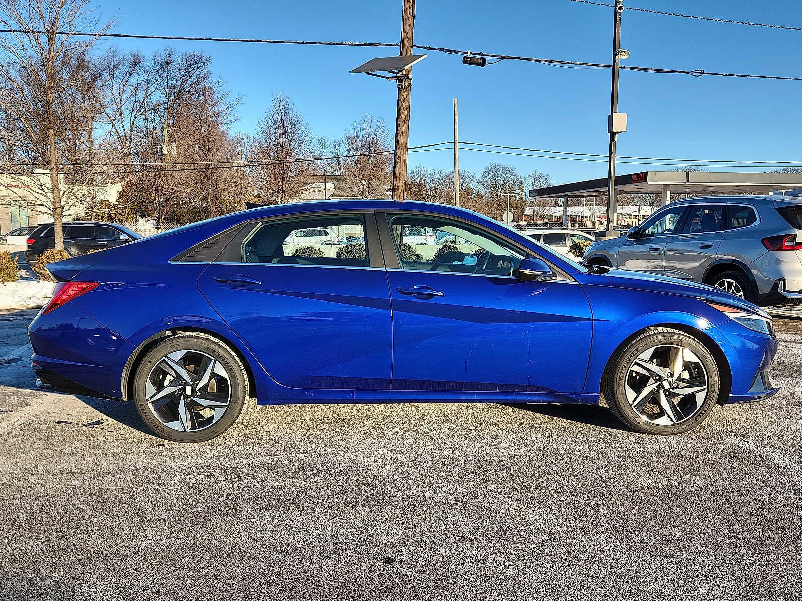 Used 2023 Hyundai Elantra Limited image 7