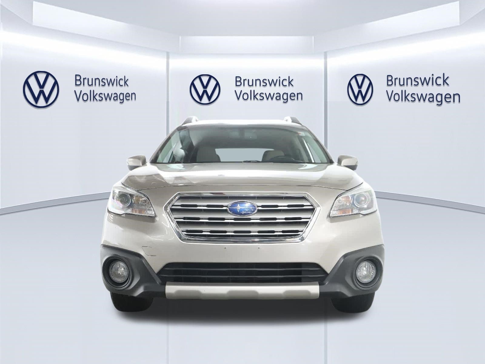 Used 2016 Subaru Outback 2.5i Limited AWD/4WD image 5