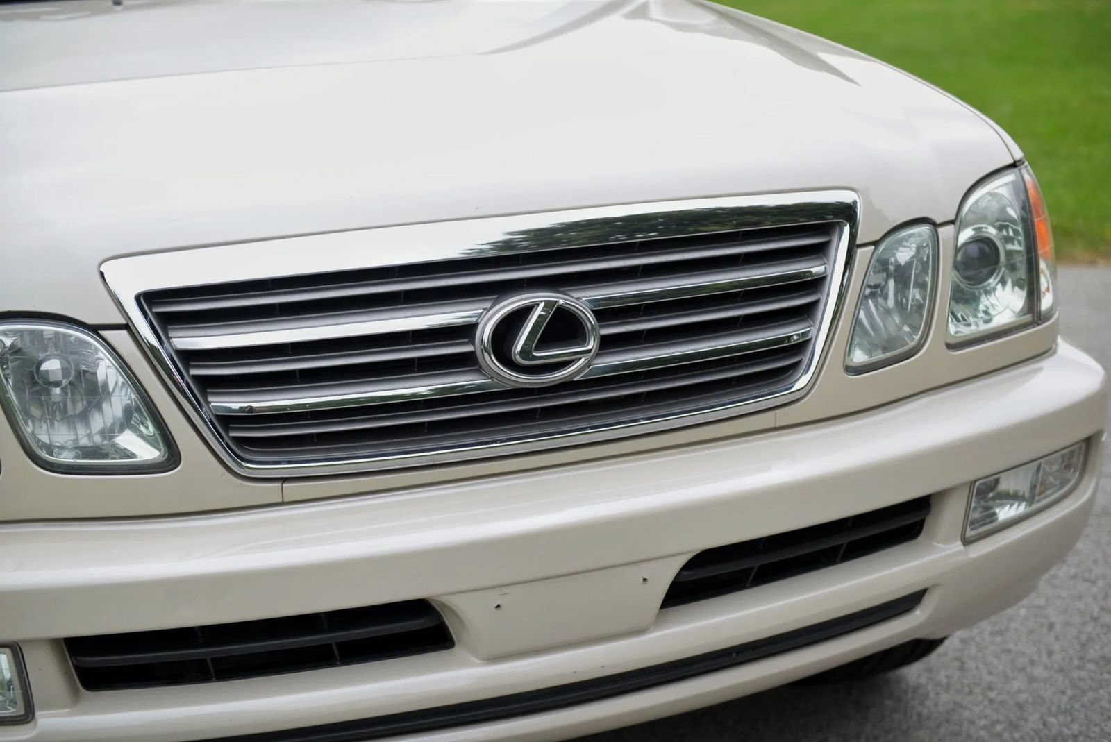 Used 2005 Lexus LX 470 4WD image 32
