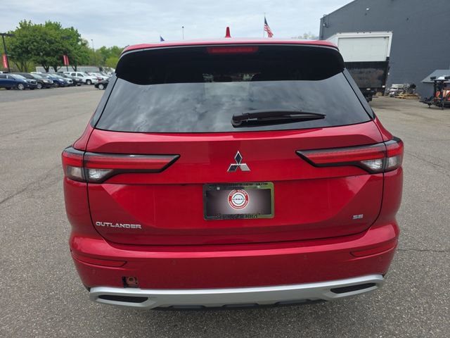 Used 2023 Mitsubishi Outlander SE AWD/4WD image 24