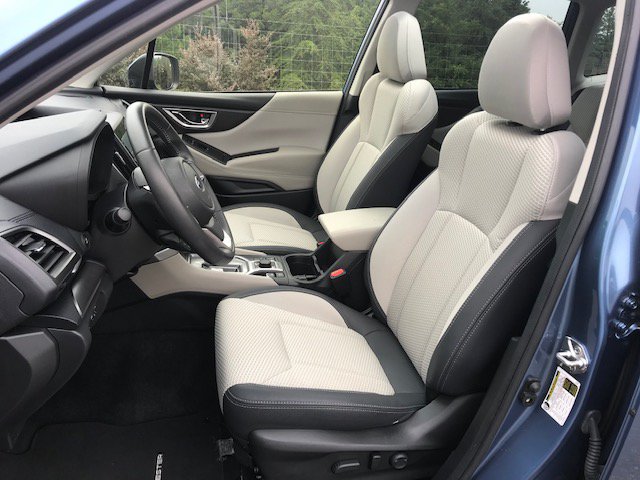 Used 2023 Subaru Forester Premium AWD/4WD image 6