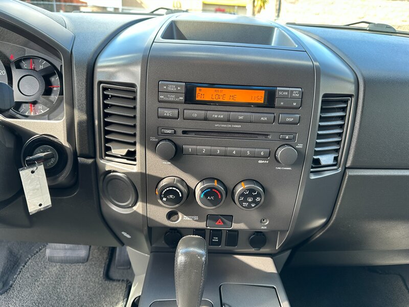 Used 2007 Nissan Titan SE RWD image 20