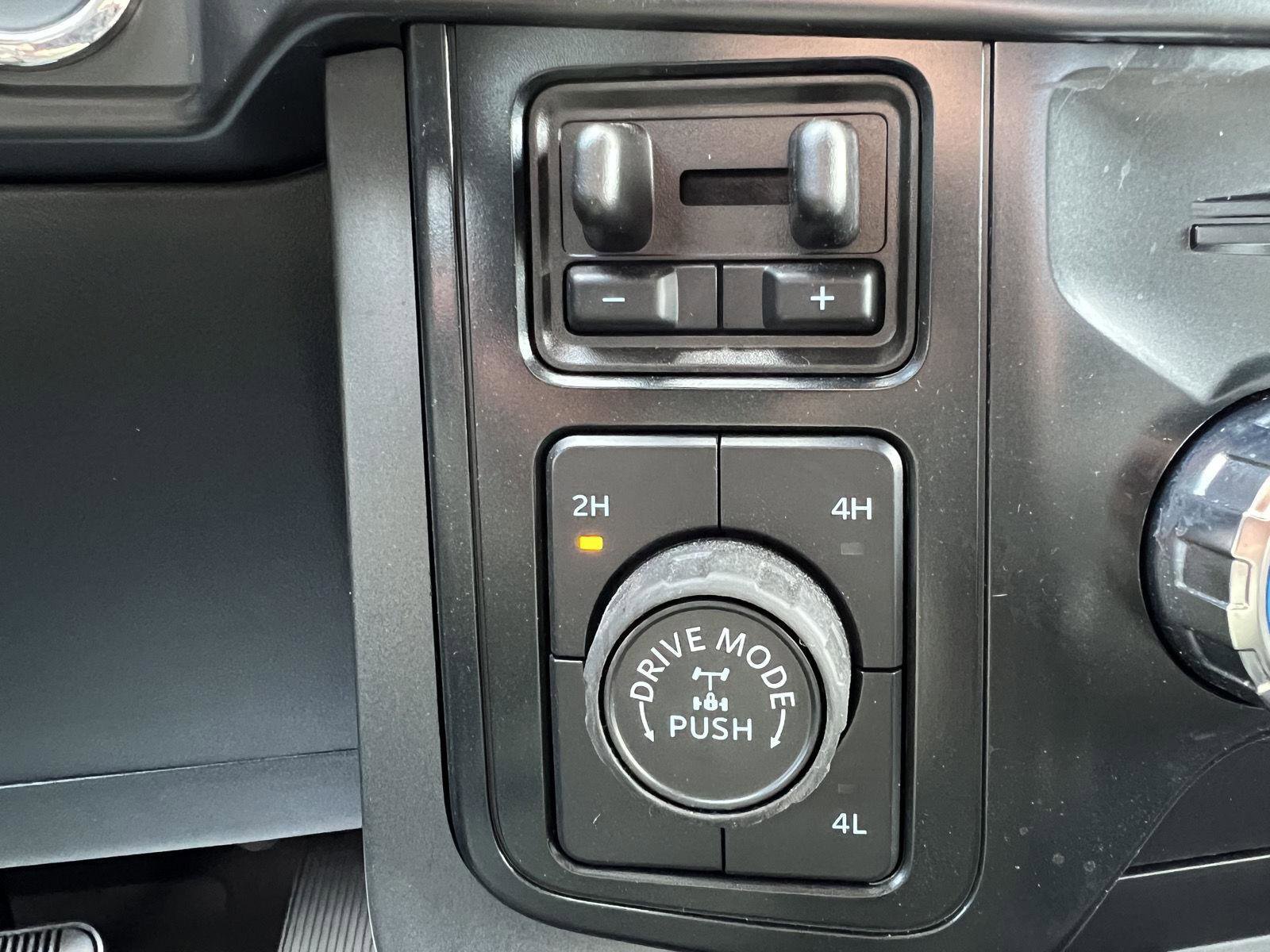 Used 2024 Ford F150 XLT w/ Equipment Group 302A MID image 37