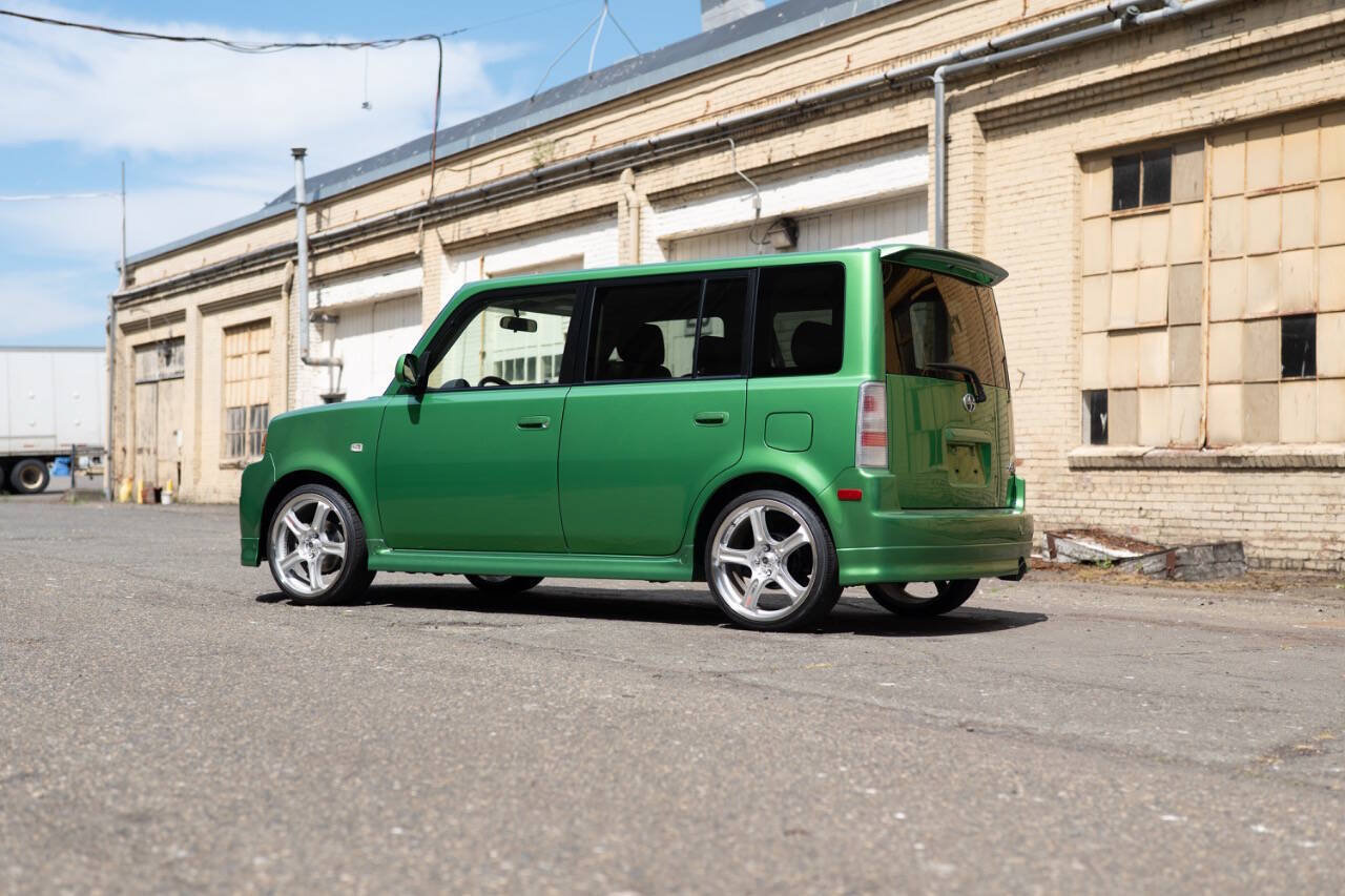 Used 2006 Scion xB FWD image 11