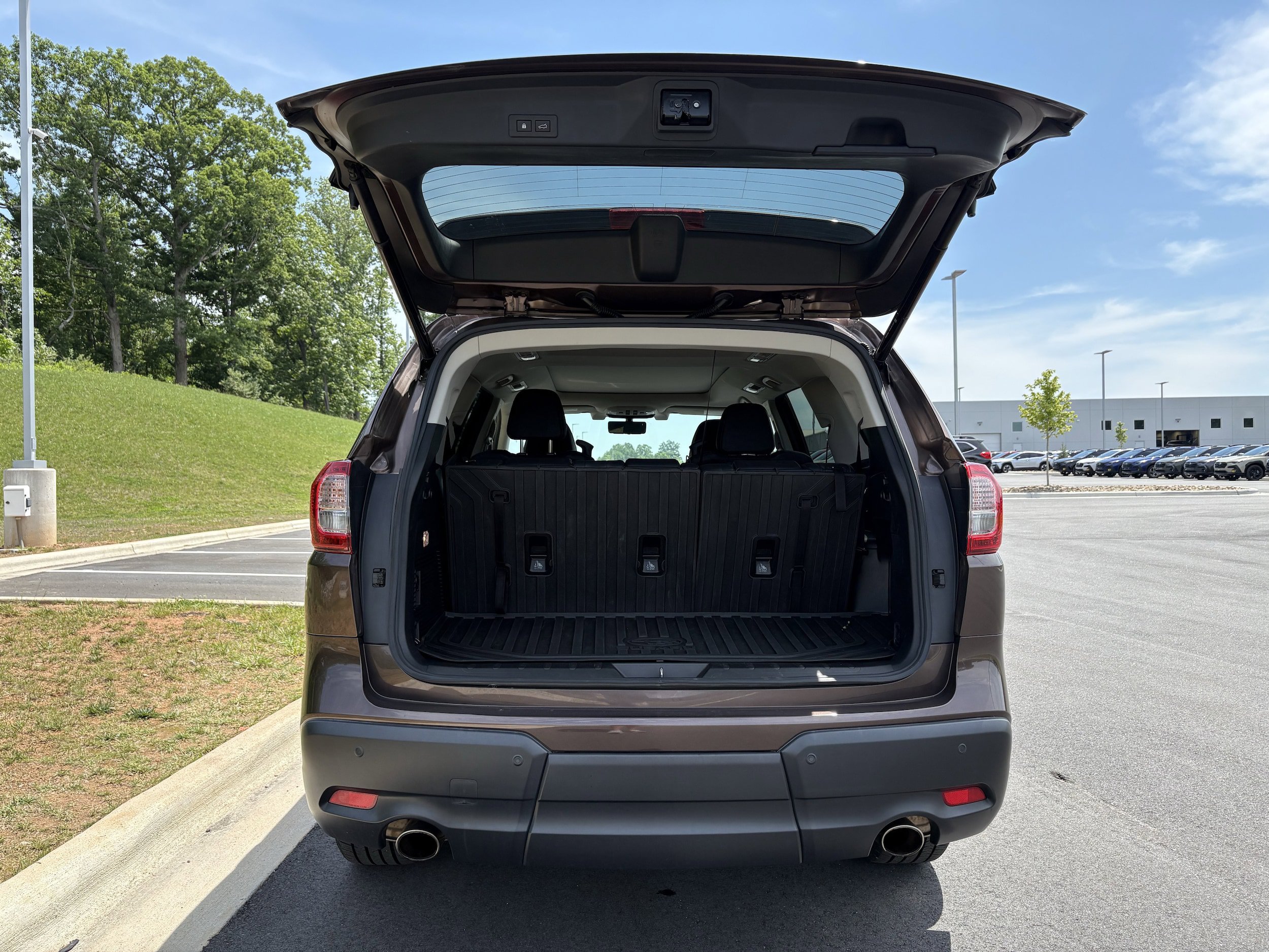 Used 2021 Subaru Ascent Touring AWD/4WD image 11