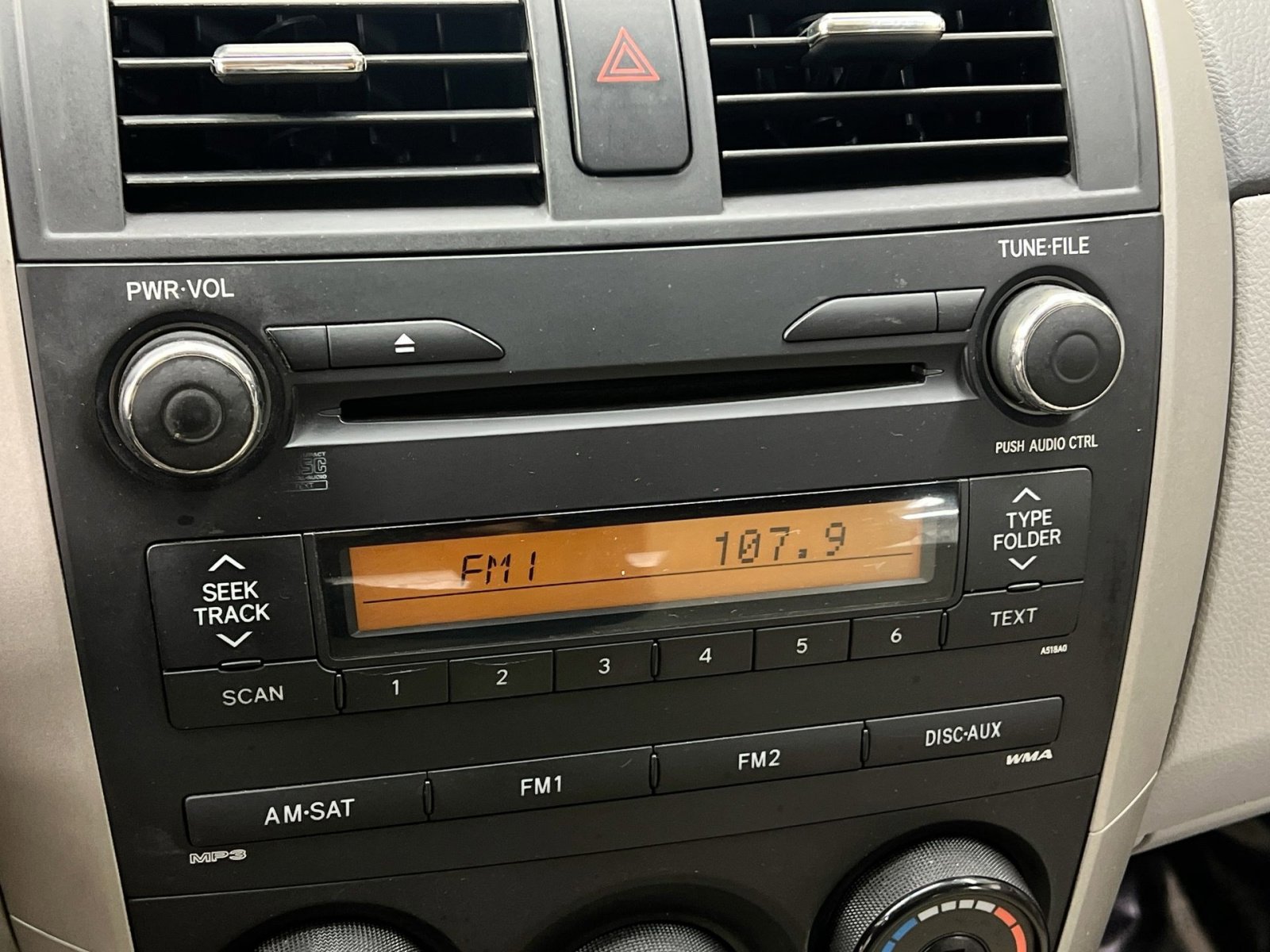 Used 2010 Toyota Corolla LE image 14