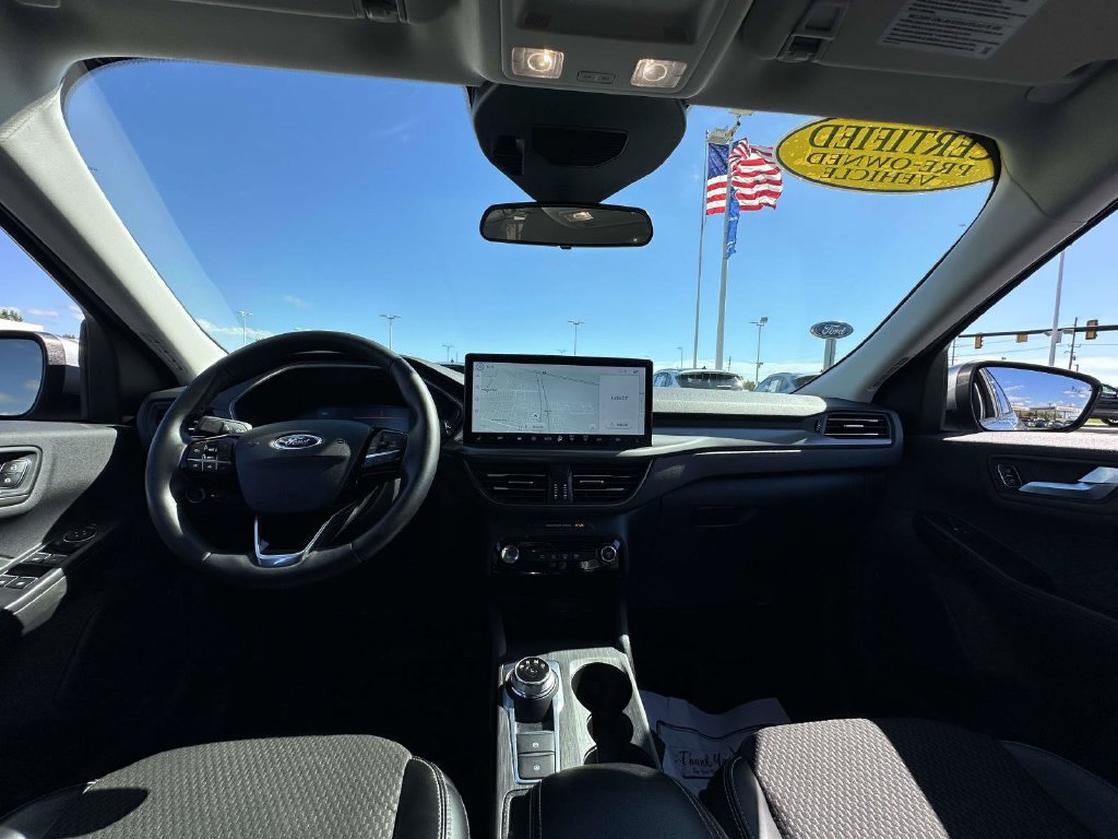 Certified 2023 Ford Escape SE FWD image 13