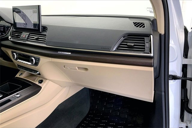 Certified 2023 Audi Q5 2.0T Premium Plus image 16