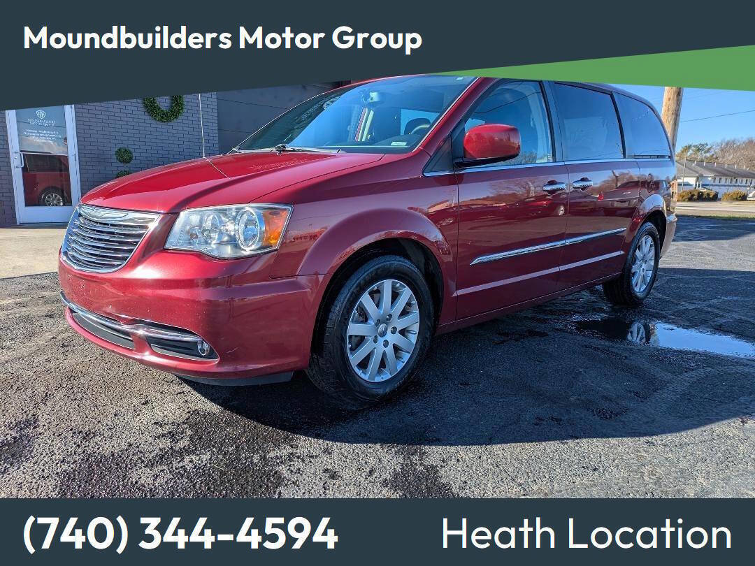 Used 2015 Chrysler Town & Country Touring w/ Driver Convenience Group