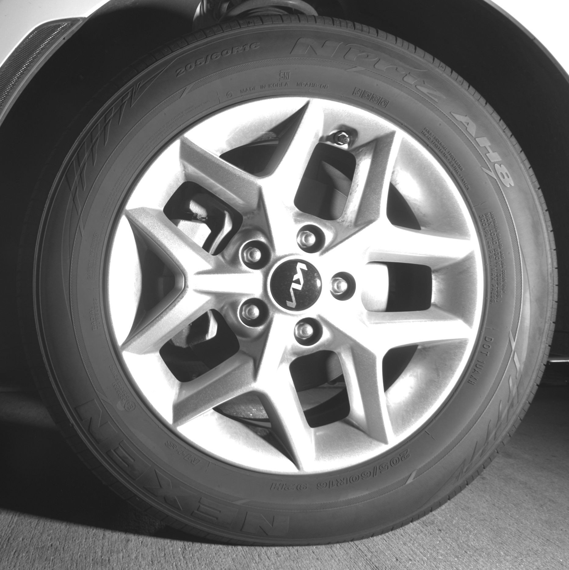 Used 2025 Kia Soul LX w/ LX Technology Package FWD image 12