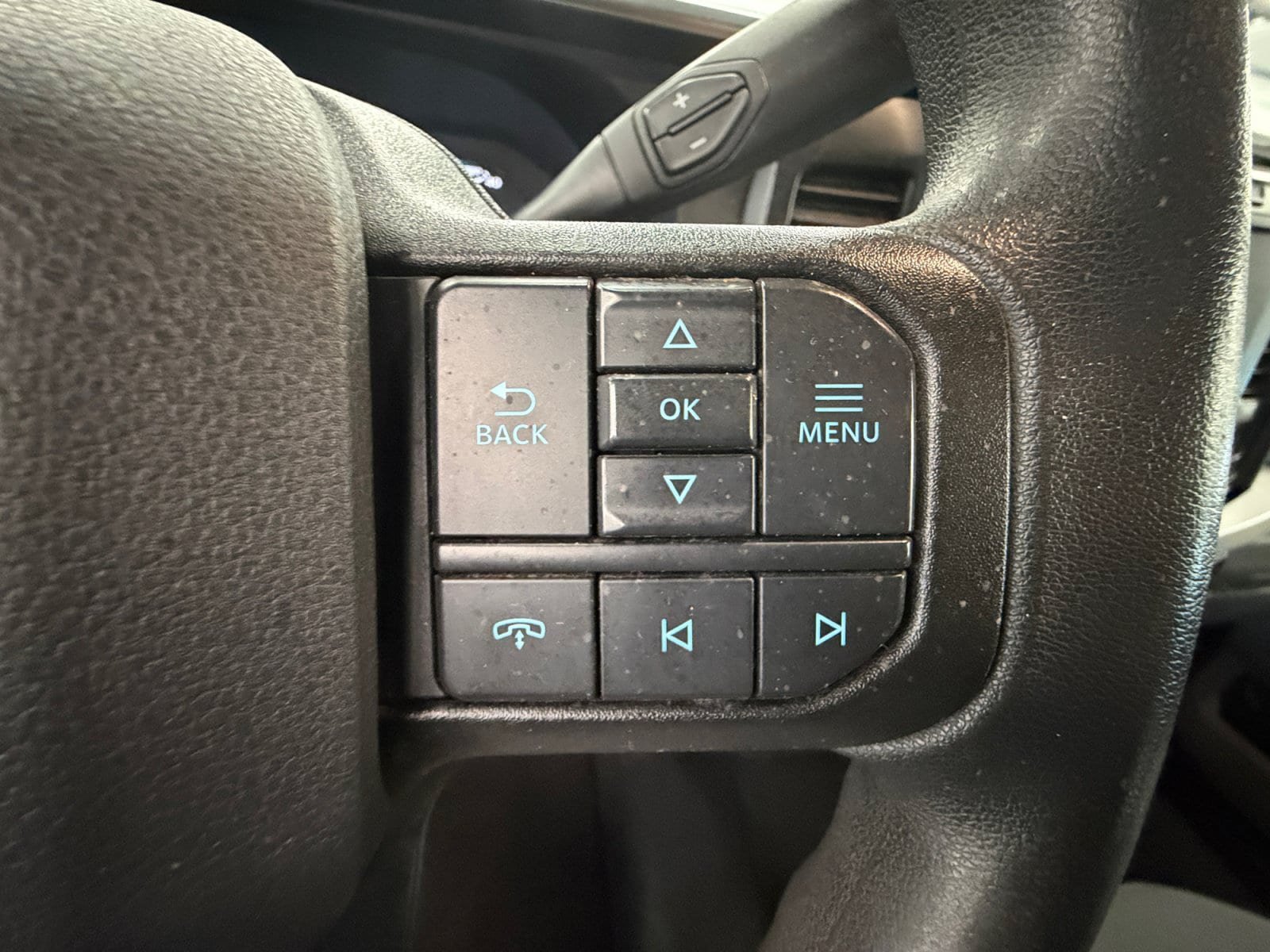 Used 2023 Ford F250 XLT w/ FX4 Off-Road Package AWD/4WD image 18