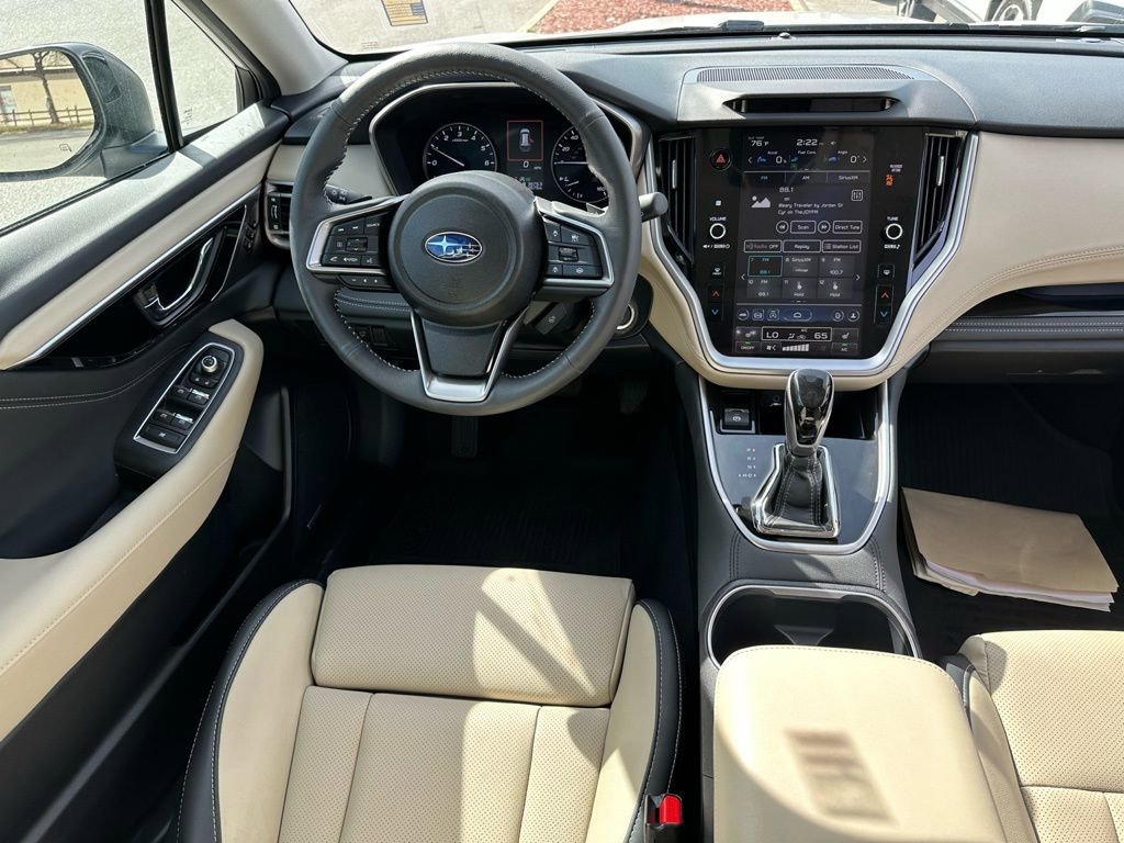 Used 2025 Subaru Outback Premium image 12