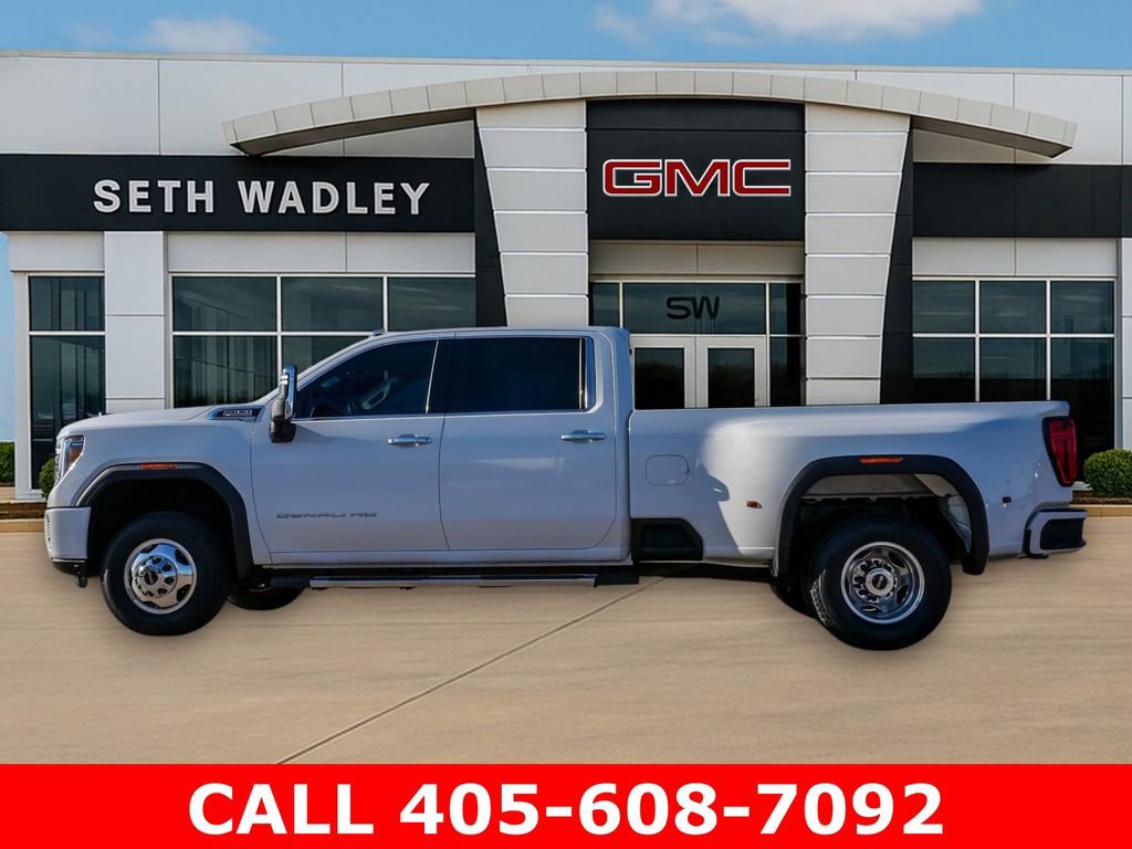 Used 2022 GMC Sierra 3500 Denali w/ Denali Ultimate Package AWD/4WD image 4