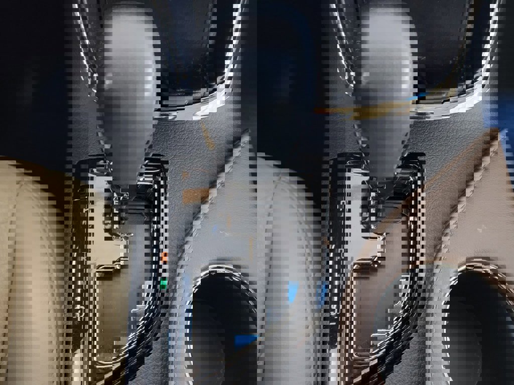 Used 2014 Toyota Avalon XLE Touring image 19