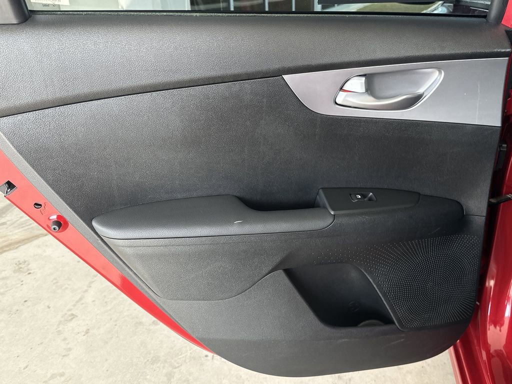 Used 2023 Kia Forte LXS w/ LXS Technology Package image 27