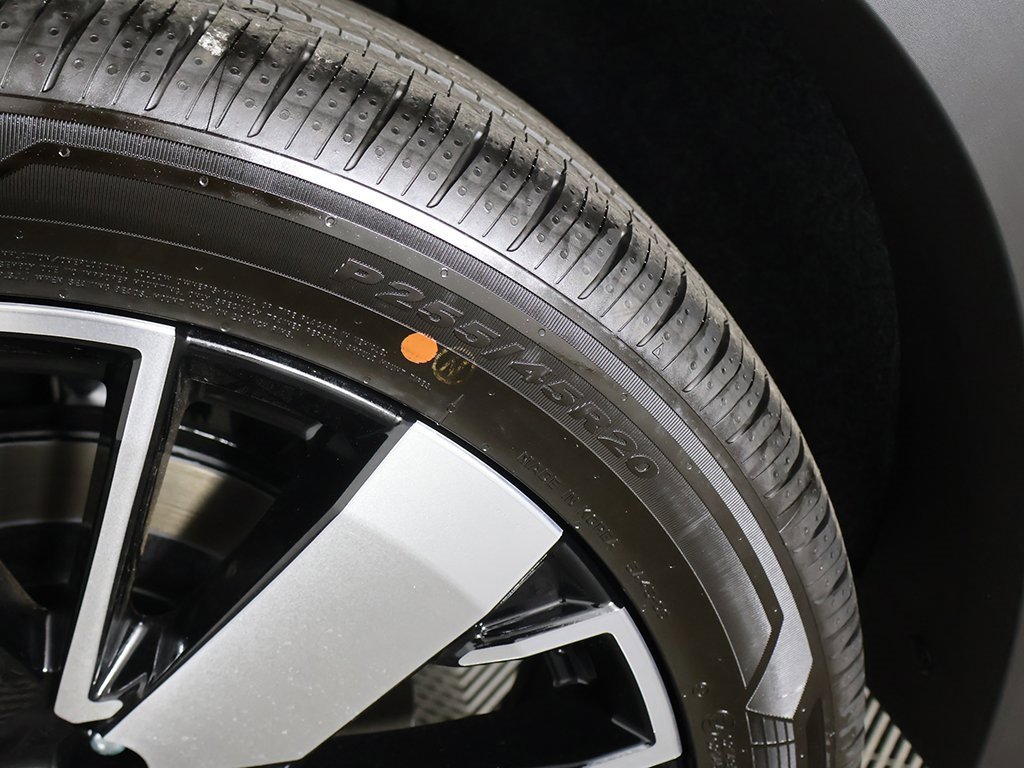 New 2025 Mitsubishi Outlander SE image 25