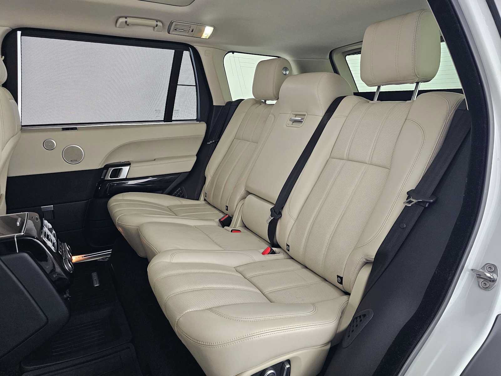 Used 2017 Land Rover Range Rover Long Wheelbase Supercharged AWD/4WD image 18