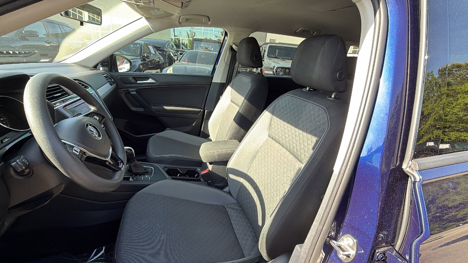 Used 2021 Volkswagen Tiguan S FWD image 17