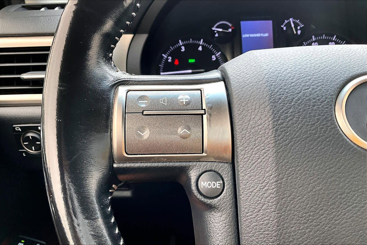 Used 2019 Lexus GX 460 Premium image 24