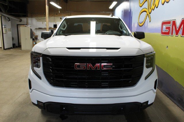 New 2026 GMC Sierra 1500 Elevation image 2