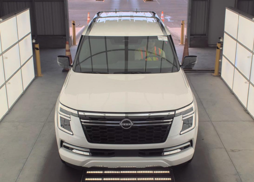 Used 2025 Nissan Armada SL w/ Captain's Chari Seat Package RWD image 1
