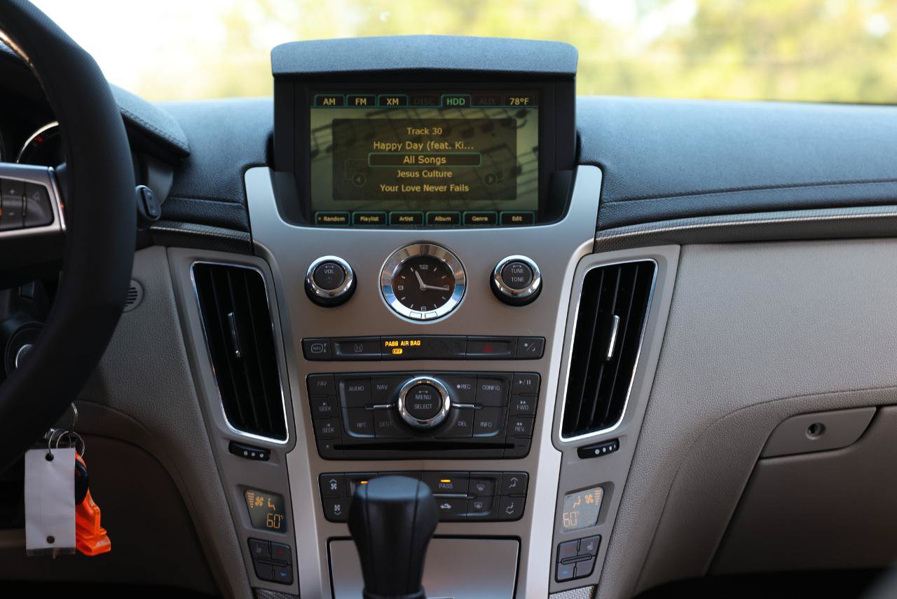 Used 2010 Cadillac CTS Performance RWD image 36