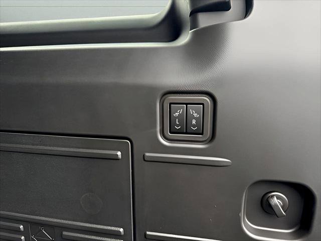 New 2025 GMC Hummer EV 3X image 13