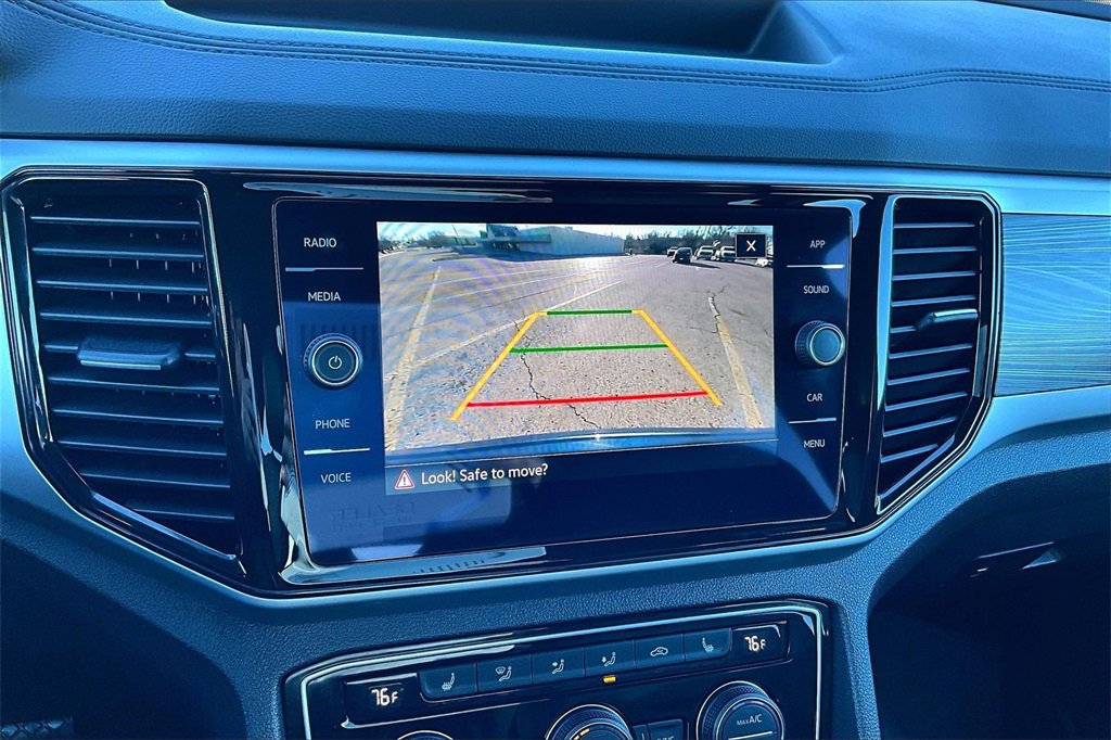 Used 2023 Volkswagen Atlas Cross Sport SE w/ Panoramic Sunroof Package image 21