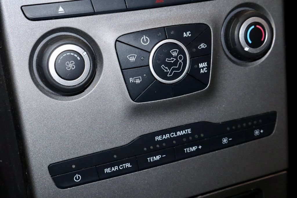 Used 2019 Ford Flex SE FWD image 30