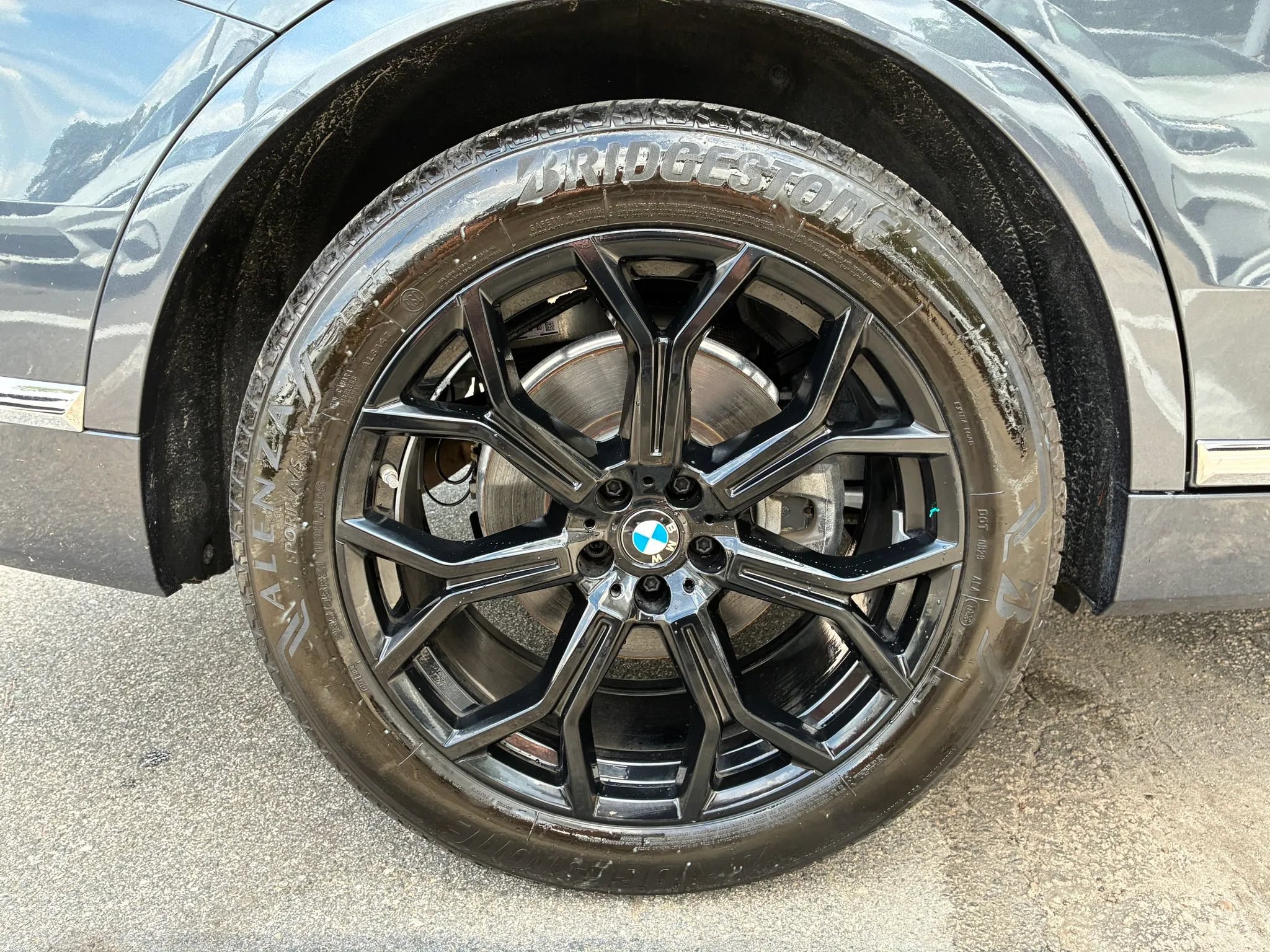 Used 2020 BMW X7 xDrive40i w/ Premium Package AWD/4WD image 29