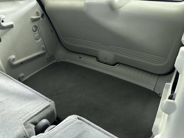 Used 2008 Chrysler PT Cruiser FWD image 27