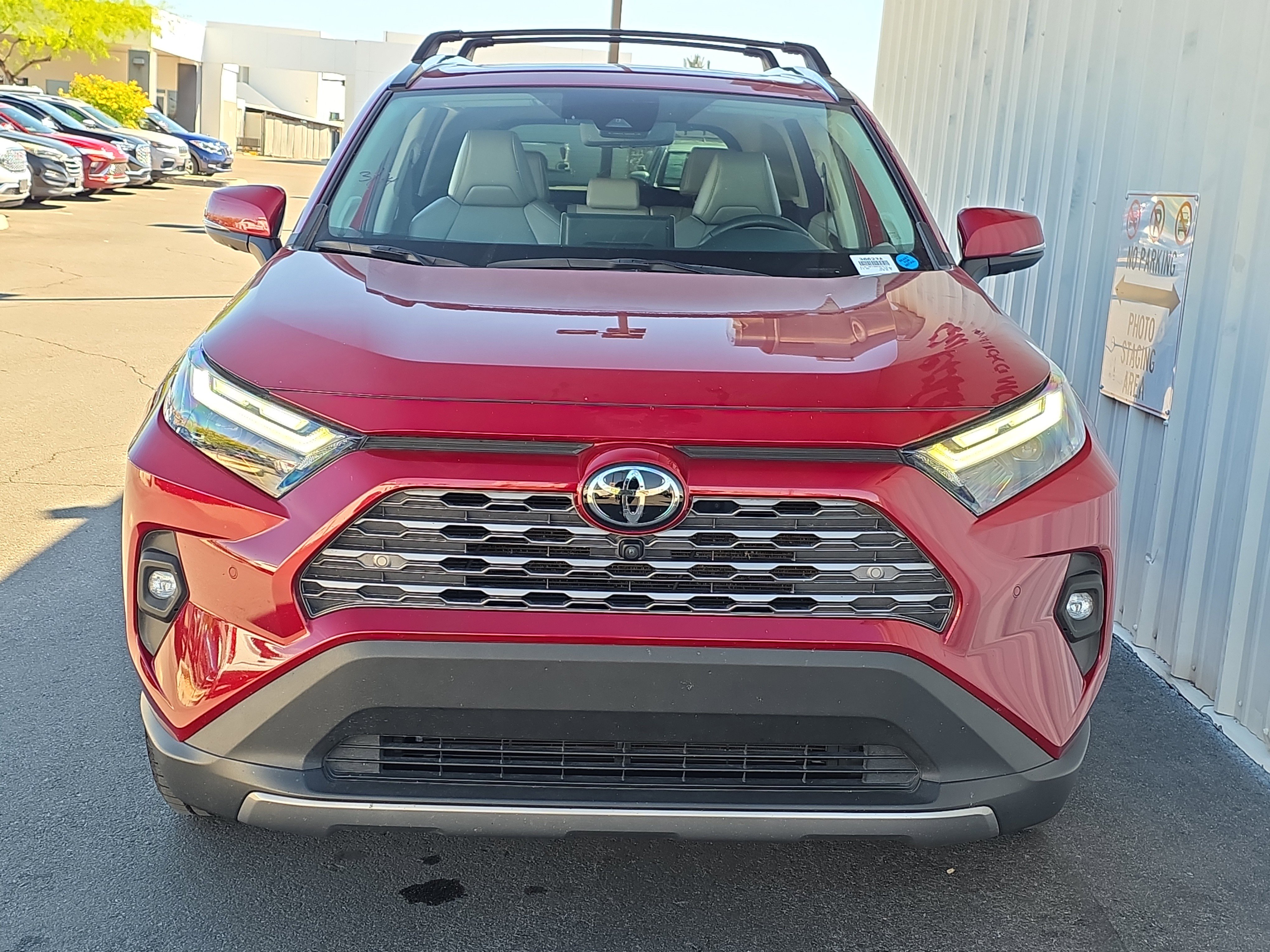 Used 2022 Toyota RAV4 Limited image 2